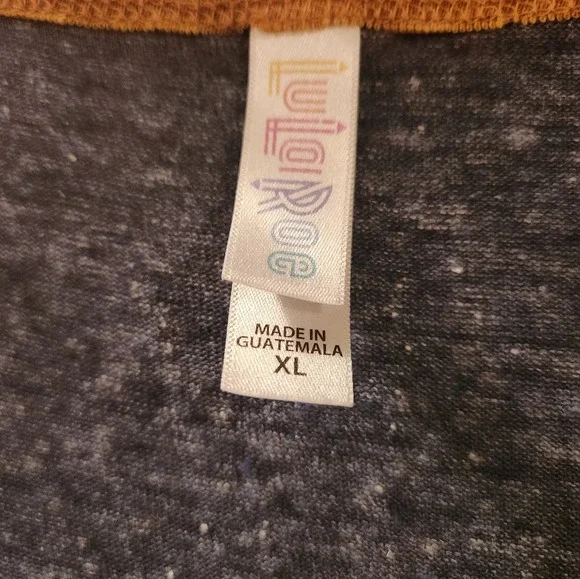 LuLaRoe XL Basic Blue Short Sleeve Tee - Picture 6 of 6